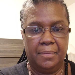 Meet your Posher, Clarisse